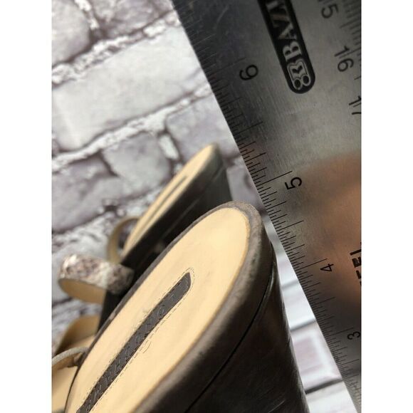 Longchamp Gray Taupe Snake Skin Leather Peep Toe Wedge Strap Sandals Women Sz 38 - Picture 11 of 16